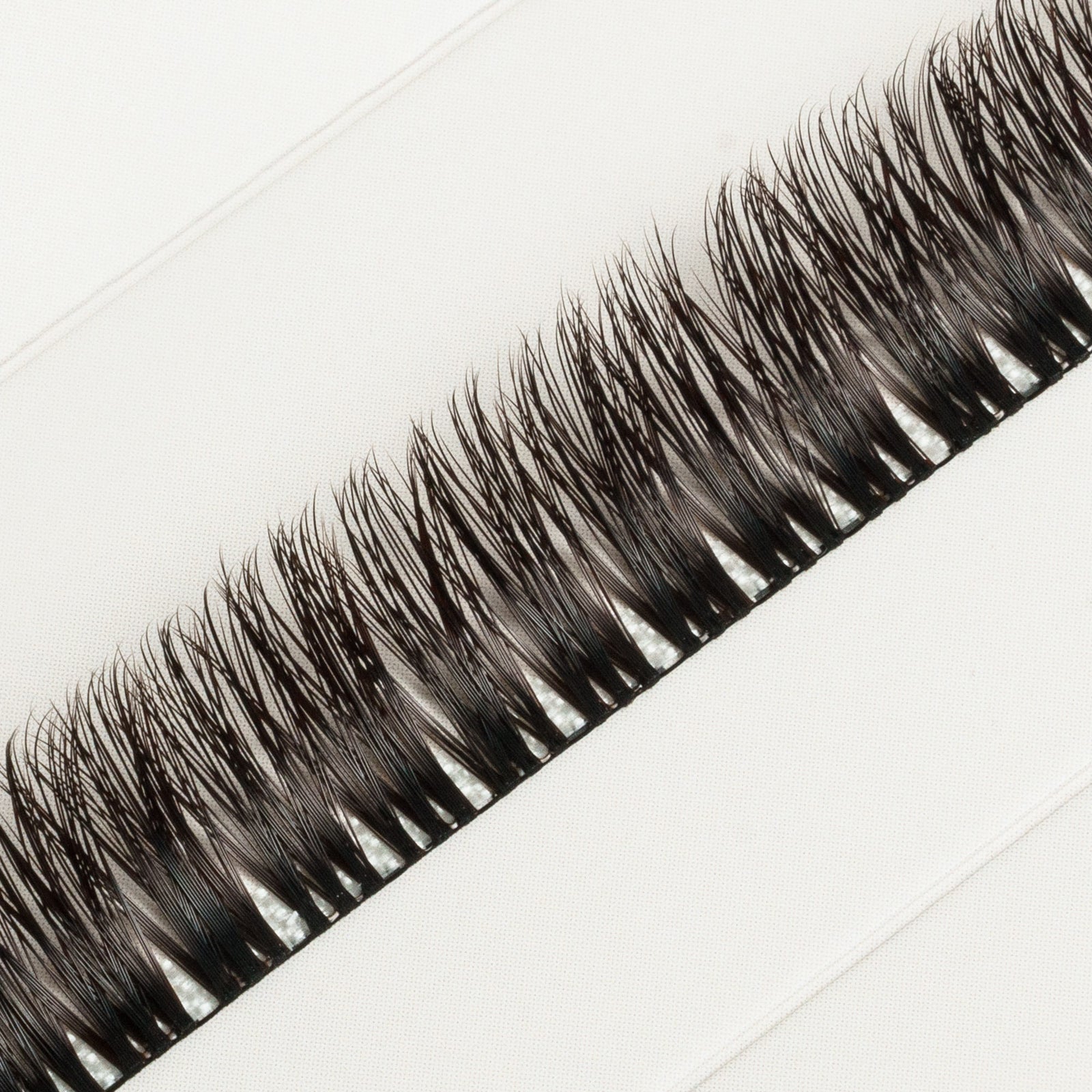 Kępki #DIYLashTech – Ciemny Brąz Styl 09 – pojedyncze opakowanie