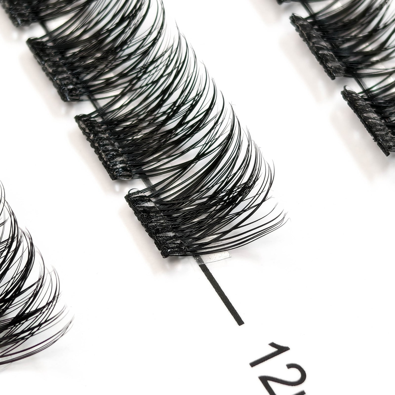 Rzęsy samoprzylepne Ready & Go – Model 2 (Panther)