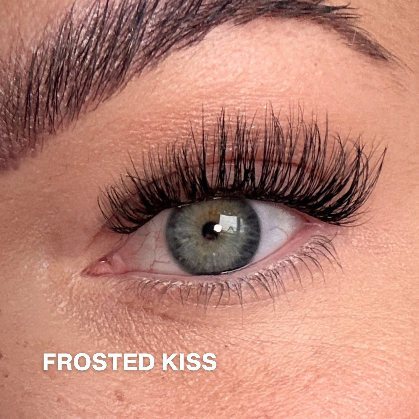 Zestaw startowy Frosted Kiss z modelem #musthave 50 kępek