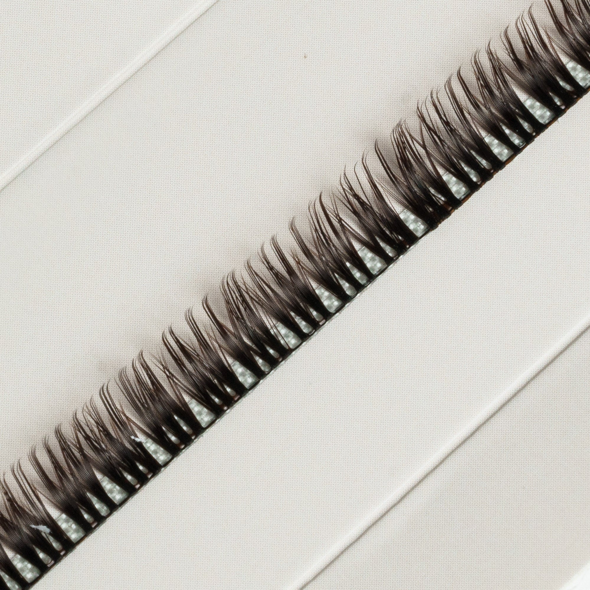 Kępki #DIYLashTech – Ciemny Brąz Styl 09 – pojedyncze opakowanie