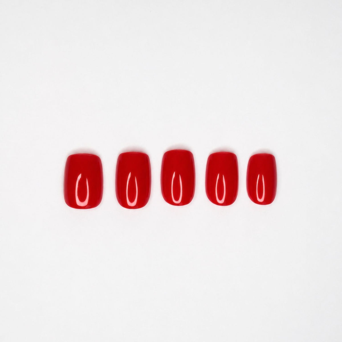 Paznokcie Poppy Red